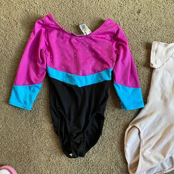 2 pieces lot of girls Dance/Gymnastics Leotards Size S/6X - Picture 2 of 4
